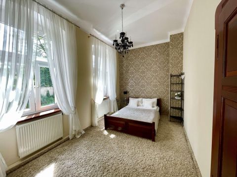 Prodej apartmánu, 87 m² - Kudowa-Zdrój