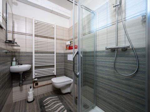 Prodej rodinného domu 160 m² - Moravany