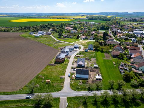 Prodej pozemku 1 213 m² - Pardubice, Dubany
