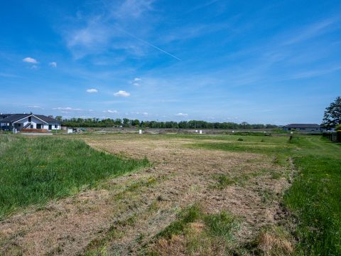 Prodej pozemku 1 213 m² - Pardubice, Dubany